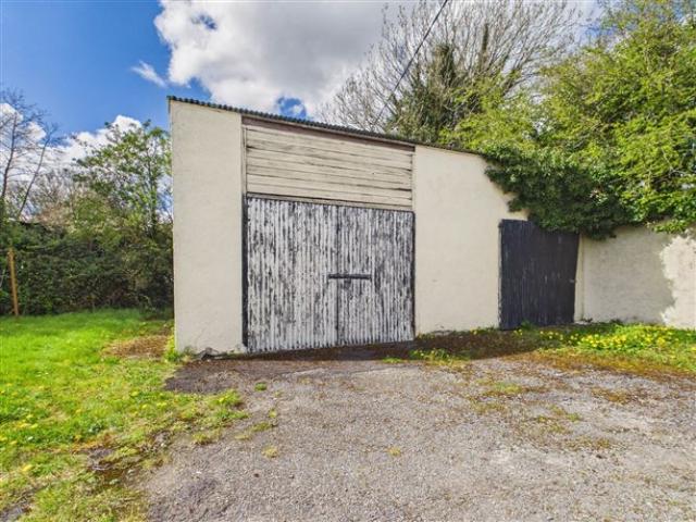 325,000 | 32 Mooretown, Kildare, County Kildare Connaughton Auctioneers 4995 MyHome. Ie Residential