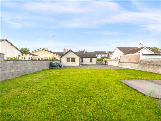 325,000 | 3 St Conleth's Avenue, Naas Road, Newbridge, Co. Kildare Byrne Malone Estate Agents 5006 MyHome. Ie Residential