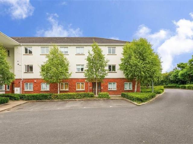 325,000 | 89 Esker Manor, Lucan, Co. Dublin Ray Cooke Auctioneers 5024 MyHome. Ie Residential