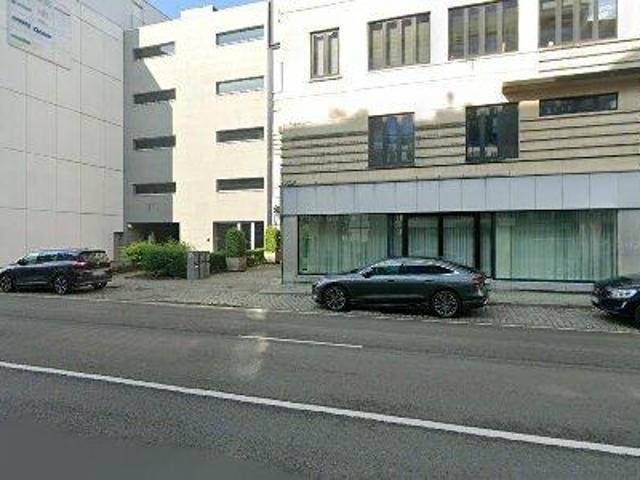 325 600 m2 office space for rent in Stad Antwerp
