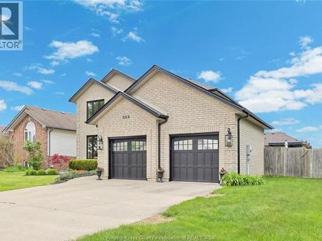 325 Coretti Drive, Lakeshore, ON, N0R 1A0 house for sale | Listing ID 26011 | Royal LePage