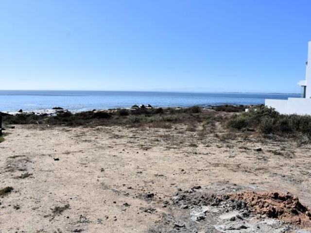 325 m² Land available in St Helena Views