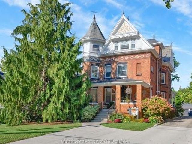 325 Wellington Street West, Chatham, ON, N7M 1K2 house for sale | Listing ID 26012 | Royal LePage
