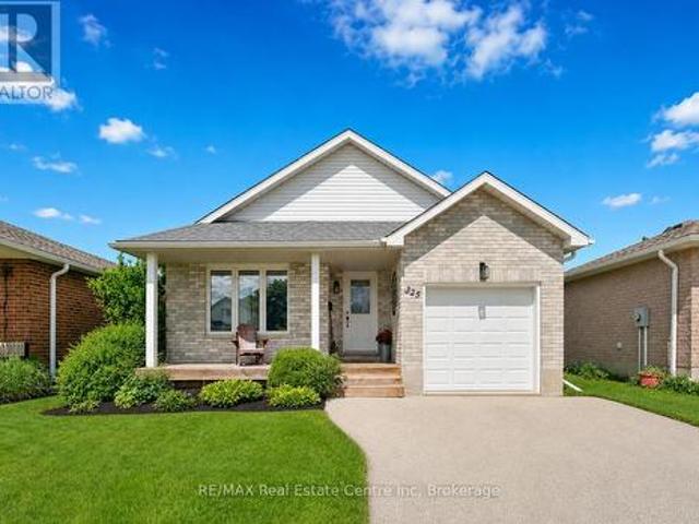 325 Tait Crescent, Centre Wellington Fergus, ON, N1M 3P8 house for sale | Listing ID X13453 | Royal LePage