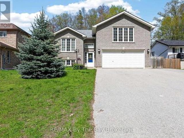 326 Golf Course Road, Wasaga Beach, ON, L9Z 1S5 house for sale | Listing ID S13206 | Royal LePage