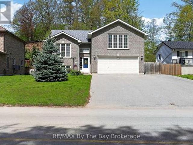 326 Golf Course Road, Wasaga Beach, ON, L9Z 1S5 house for sale | Listing ID S13516 | Royal LePage
