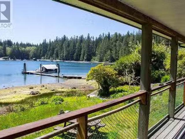 326 Grappler Inlet, Bamfield, BC, V0R 1B0 house for sale Li.