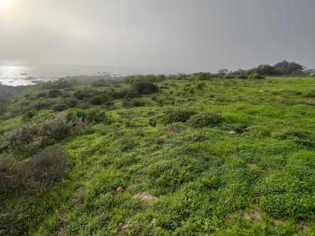 327 m² Land available in St Helena Views