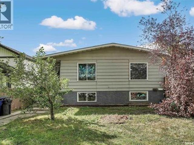327 S Avenue S, Saskatoon, SK, S7M 3A1 house for sale | Listing ID SK039088 | Royal LePage