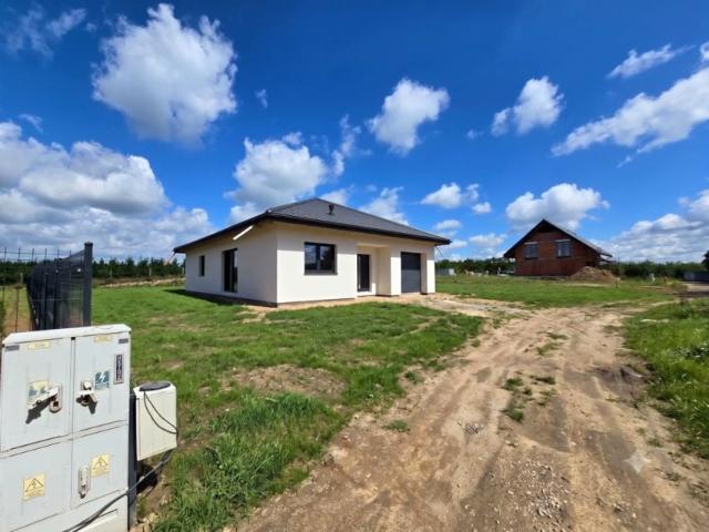 328322 144 m², Mochle