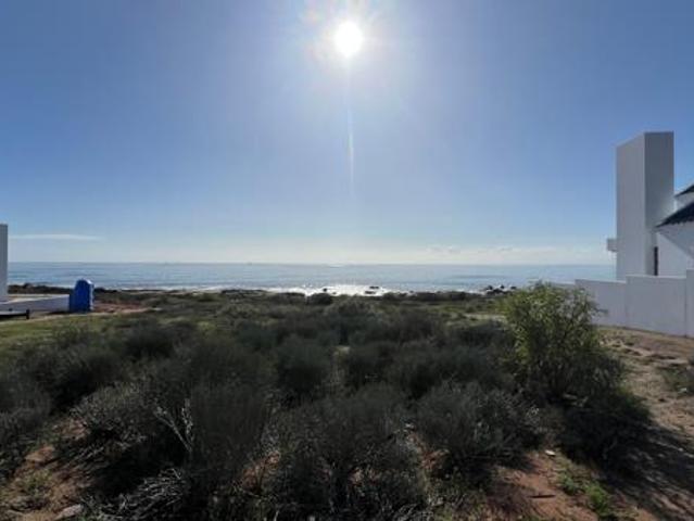 328 m² Land available in St Helena Views