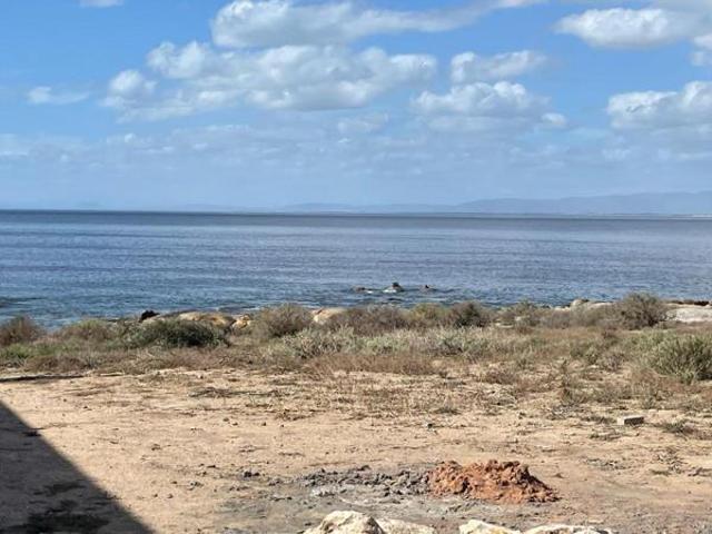 328 m² Land available in St Helena Views