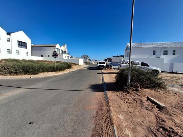 328 m² Land available in St Helena Views