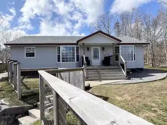 3294 Highway 3, Barrington Passage, NS, B0W 1G0 house for sa.