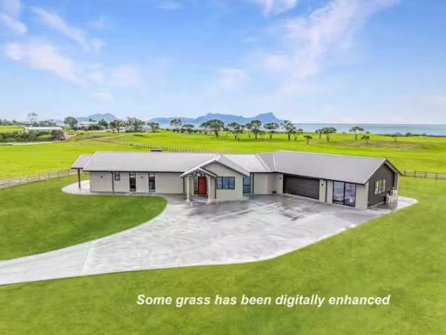 3295 State Highway 1, Waipu, Whangarei For Sale