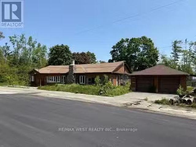 3293 Beach Avenue S, Innisfil, ON, L9S 2K6 commercial for sa.