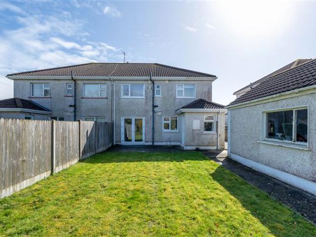 329,000 | 33 Cushla Grove, Monksland, Athlone, County Roscommon Property Partners Moore Larkin 4990 MyHome. Ie Residential