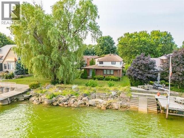329 Lakeview Drive, Belle River, ON, N8L 0M2 house for sale | Listing ID 26016 | Royal LePage