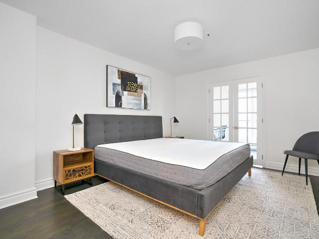 329 Notre Dame East Douek.ca 1 Bedroom Apartment for Rent at 329 Rue Notre Dame E, Montréal, QC H2Y 3Z2 Vieux Montréal