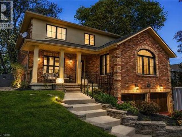 329 Plains Road W, Burlington, ON, L7T 1G1 house for sale | Listing ID 40834 | Royal LePage
