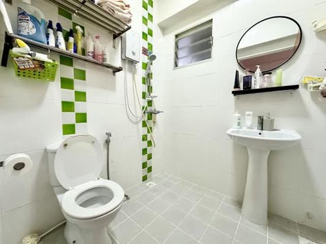 329A Anchorvale Street HDB Apartment Room Rental, $850, 1 Bed 1 Bath 110 sqft $7.73 psf
