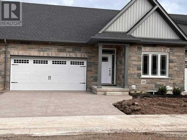 32 45 Dorchester Boulevard, St. Catharines, ON, L2M 0C4 townhouse for lease | Listing ID X13693 | Royal LePage