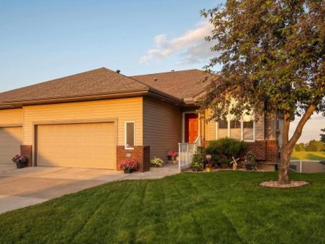32 18 Charlton Way, Sherwood Park, AB, T8H 2L6 duplex for sale | Listing ID E4495 | Royal LePage