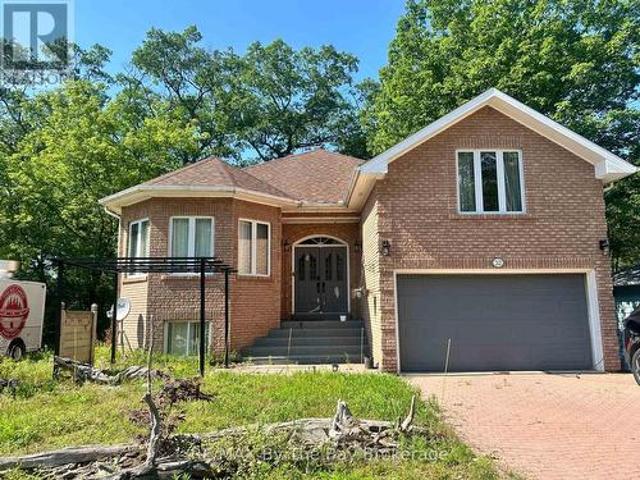 32 1St Lane, Wasaga Beach, ON, L9Z 2G3 house for lease | Listing ID S13536 | Royal LePage