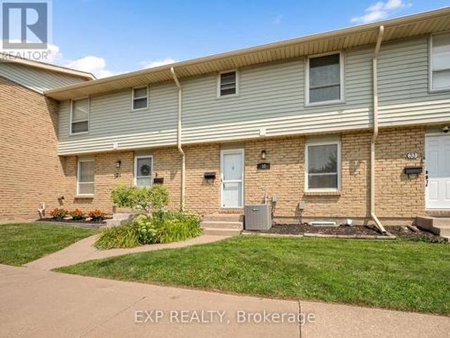 32 242 Lakeport Road, St. Catharines Lakeport, ON, L2N 6V2 townhouse for sale | Listing ID X13671 | Royal LePage