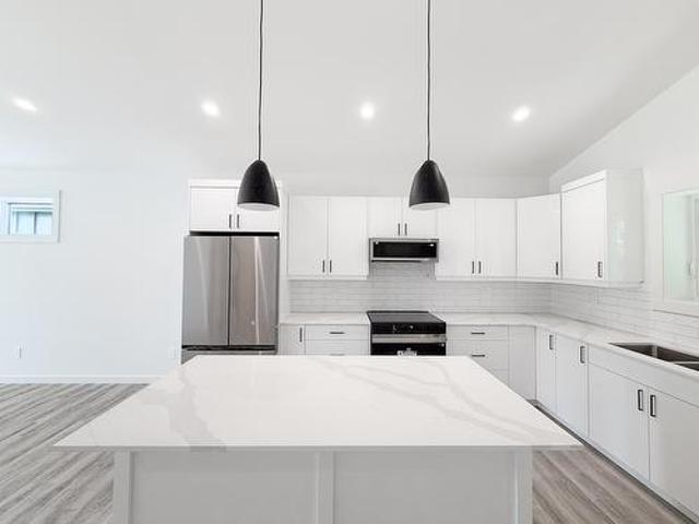 32 & 34 3025 Royston Road, Cumberland, BC, V0R 1S0 house for lease | Listing ID | Royal LePage