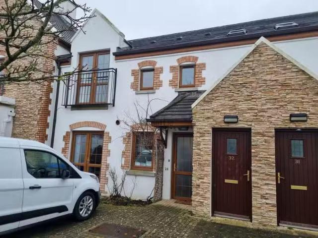 32 Thomond Court, Ballymahon, Co. Longford is for rent