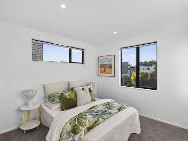 32 Tobruk Road, Panmure, Auckland City