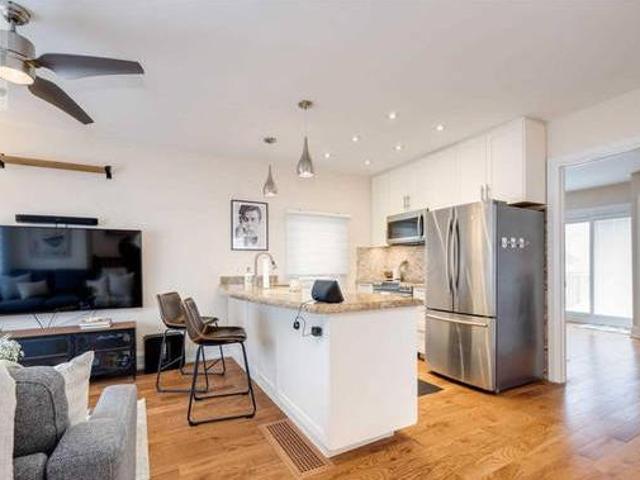 32 VANBRUGH AVE Toronto Ontario