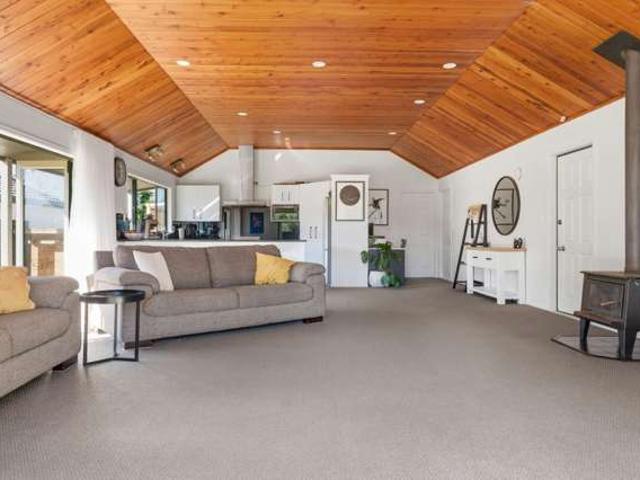 32 Webb Place, Papamoa, Tauranga