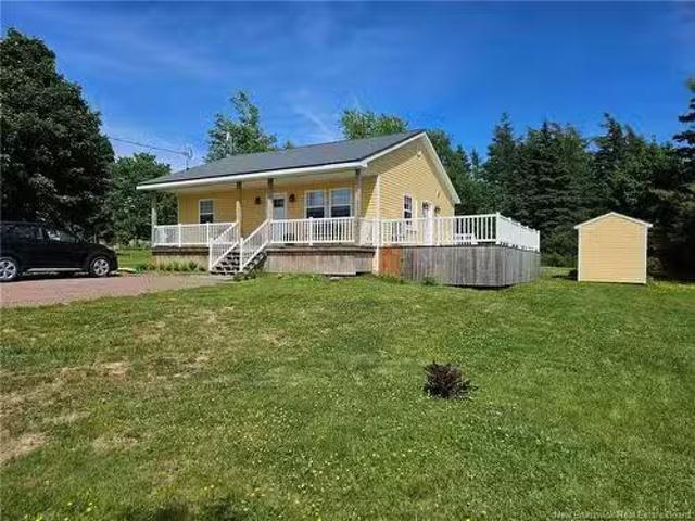 32 West Main St, Port Elgin, NB, E4M 1M1 house for sale Lis.