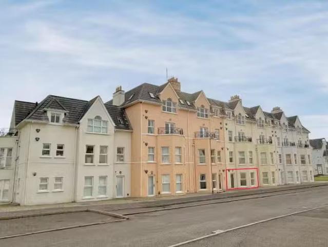 32 West Strand Avenue