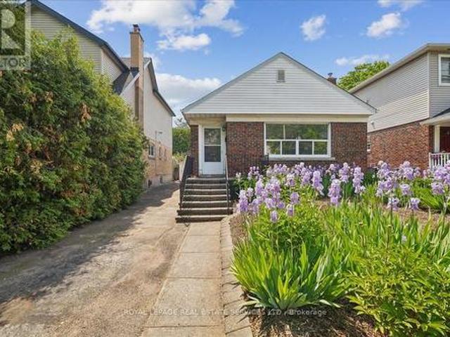 32 Woodland Park Road, Toronto, ON, M1N 2X6 house for sale | Listing ID E13465 | Royal LePage