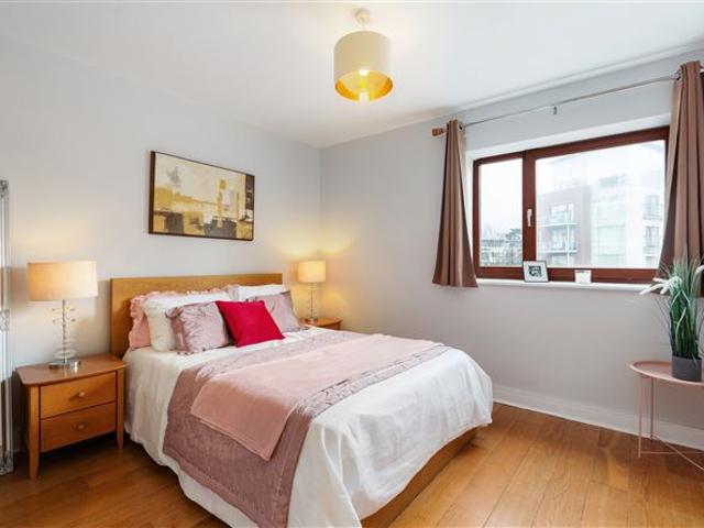 32 Wyckham Place, Dundrum, Dublin 16 Keane Thompson Property Consultants 4907 MyHome. Ie Residential