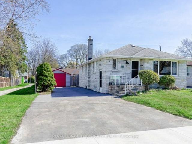 32 Admiral Road, Ajax, ON, L1S 2N9 house for sale | Listing ID E13061 | Royal LePage