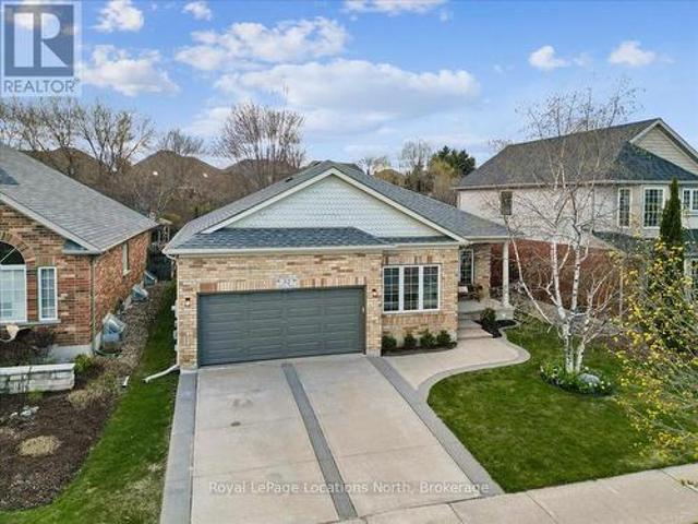 32 Alyssa Drive, Collingwood, ON, L9Y 5K9 house for sale | Listing ID S13089 | Royal LePage