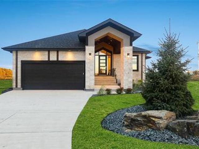 32 Ash Cove, Headingley, MB, R4H 0G3 Luxury House for sale | Listing ID 202426 | Royal LePage Carriage Trade Luxury Properties