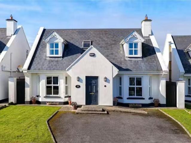 32 Ard Na Gaoithe, Clybaun Road, H91FY9P is for sale