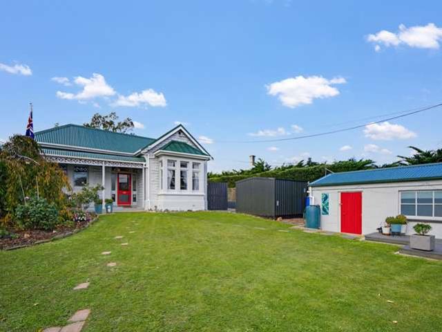 32 Awamoa Road, Oamaru, Waitaki