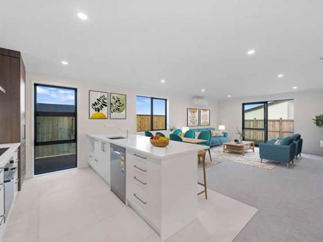32 Auranga Drive, Karaka, Franklin