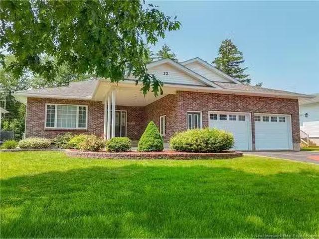32 Barbara Crt, Fredericton, NB, E3B 7G6 house for sale Lis.