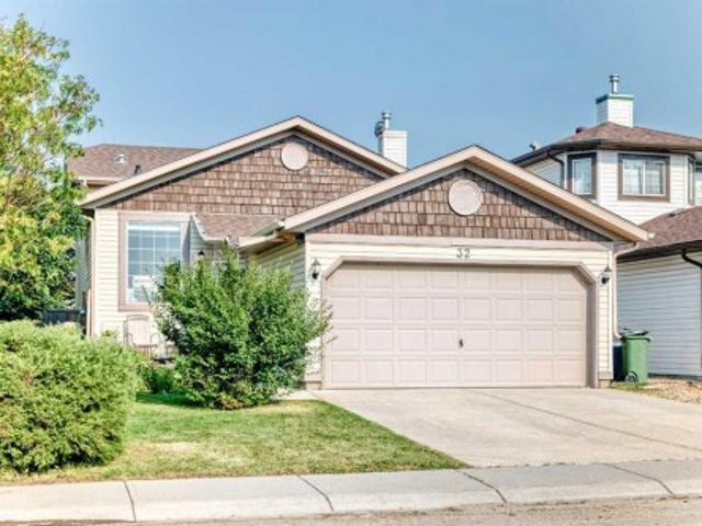 32 Cimarron Meadows Way, Okotoks, AB, T1S 1T4 house for sale | Listing ID A2326 | Royal LePage