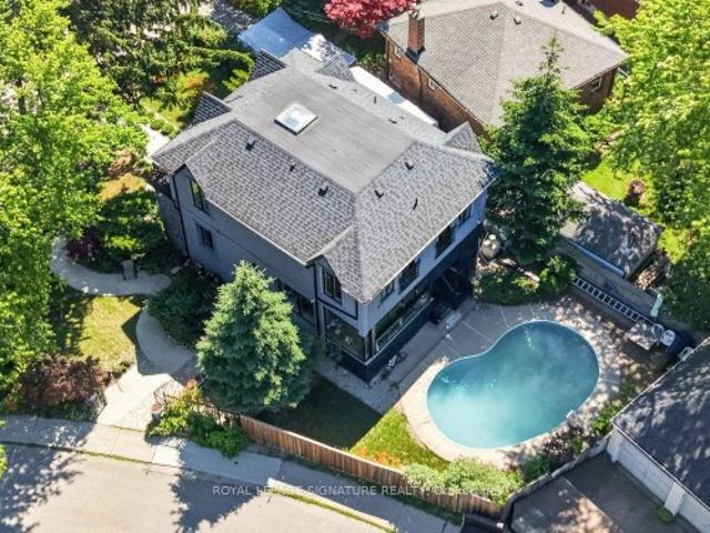 32 Cliffcrest Drive, Toronto, ON, M1M 2K2 house for sale | Listing ID E13540 | Royal LePage