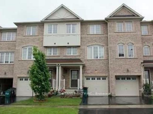 32 Etienne Street, Scarborough | 3Beds/3Bath, Townhouse, $3,500/mo | Condos. Ca