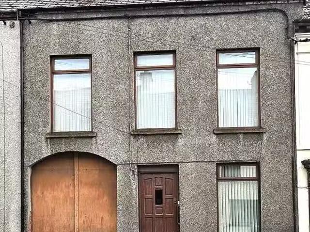 32 Fountain Place