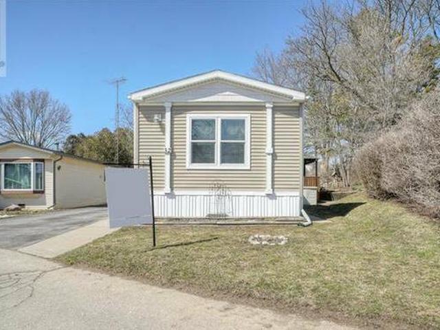 32 HILLSIDE Crescent Flamborough Ontario